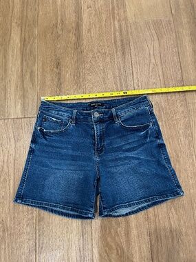 Dear John shorts size 29